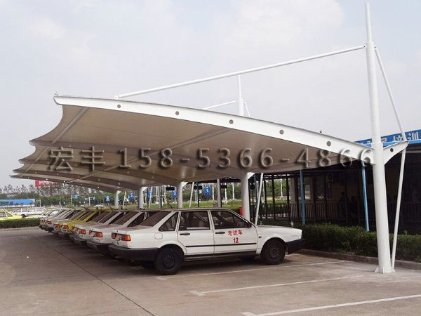 膜結(jié)構(gòu)汽車(chē)棚